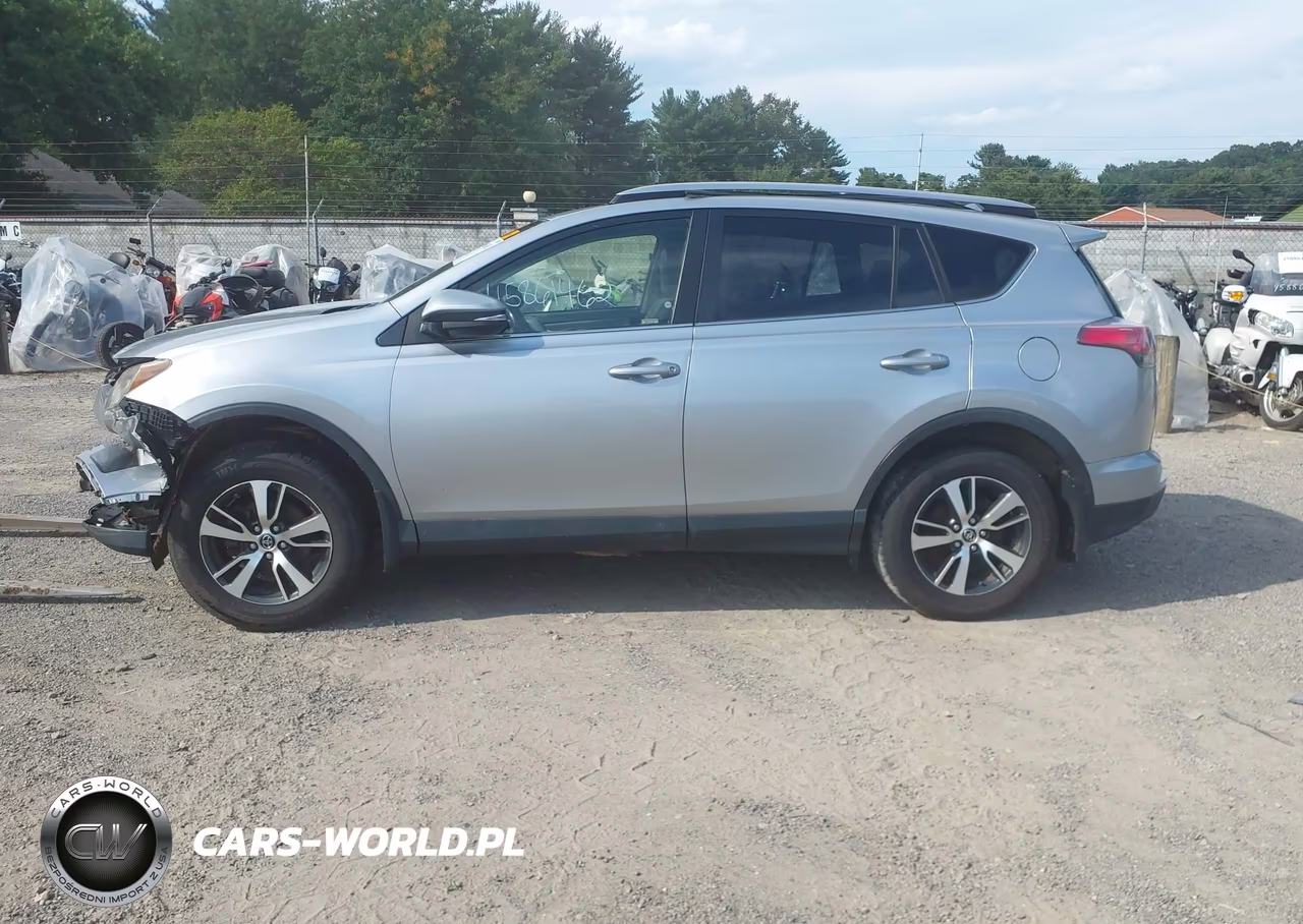 2018 Toyota Rav4 Xle VIN:JTMRFREV0JJ242863 - 15