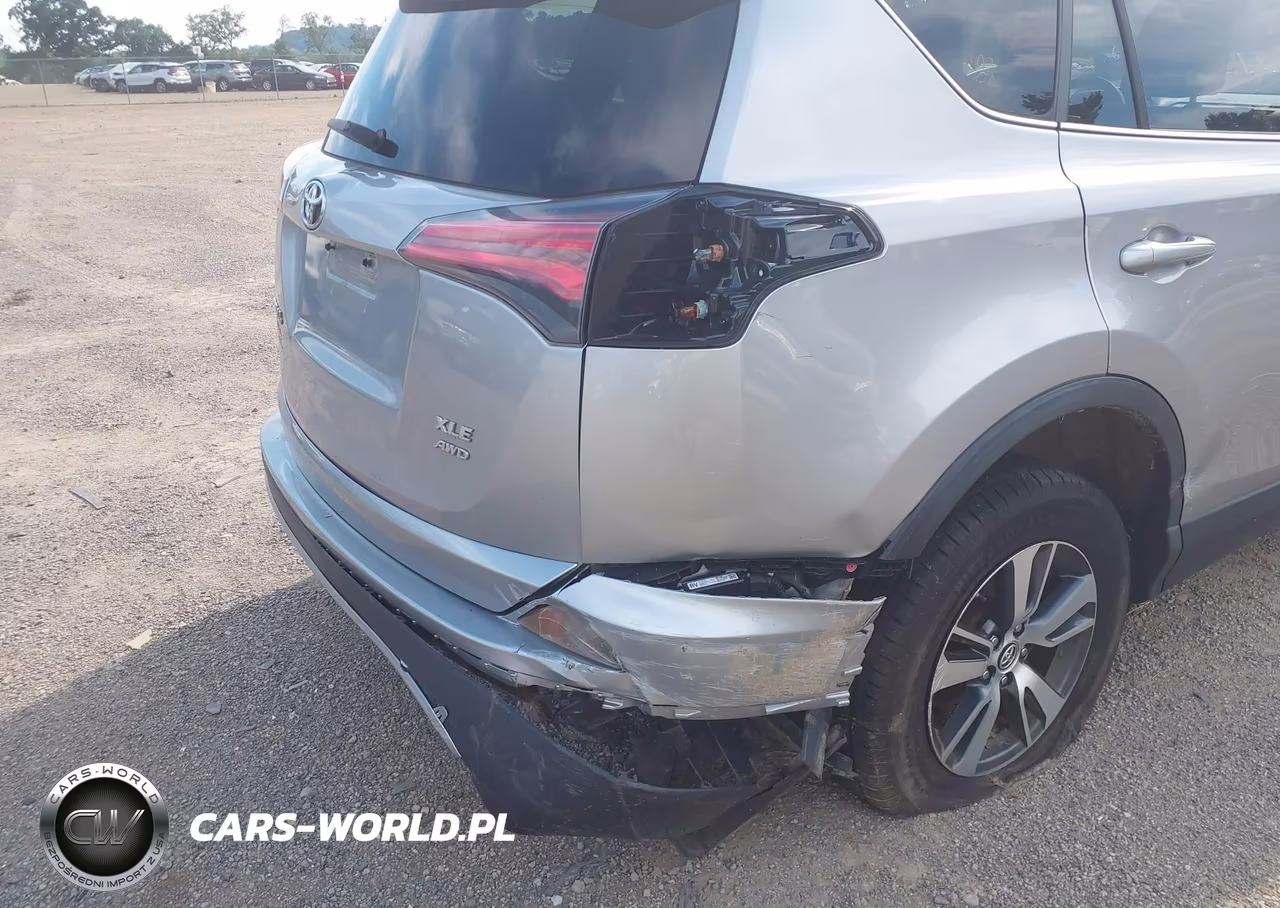 2018 Toyota Rav4 Xle VIN:JTMRFREV0JJ242863 - 22