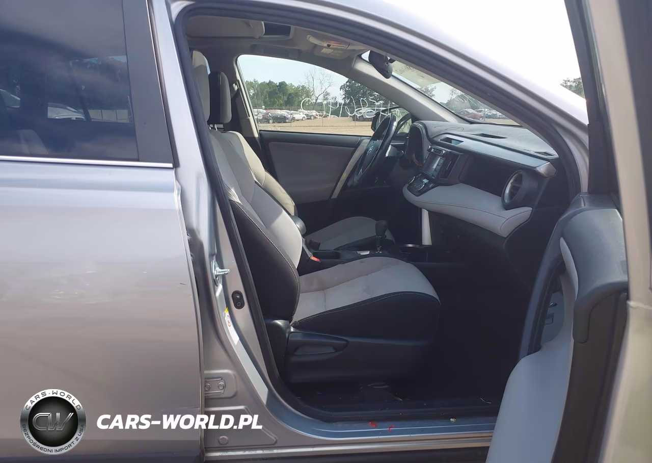 2018 Toyota Rav4 Xle VIN:JTMRFREV0JJ242863 - 5