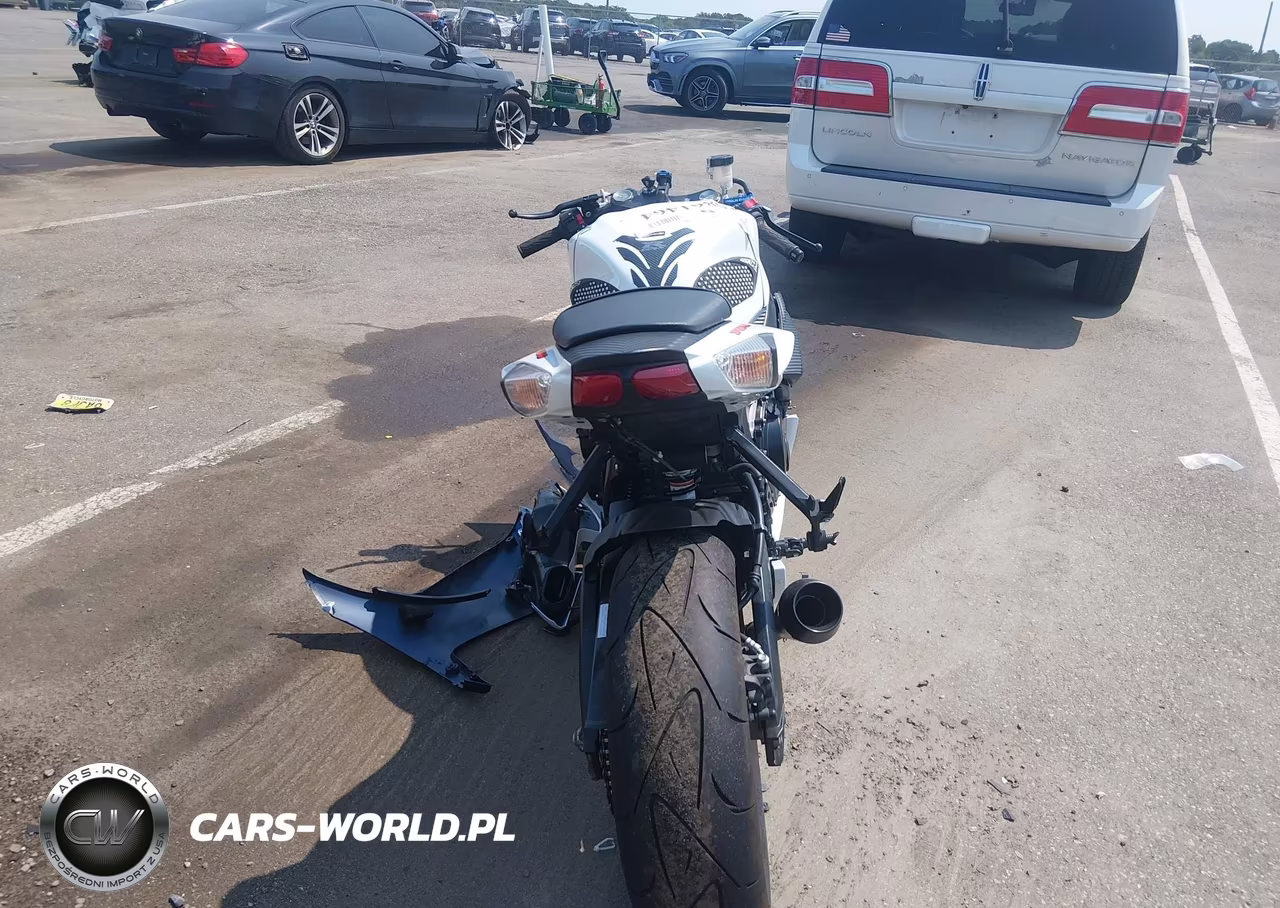 2024 Suzuki Gsx-R750 VIN:JS1GR7MA2R7100129 - 6