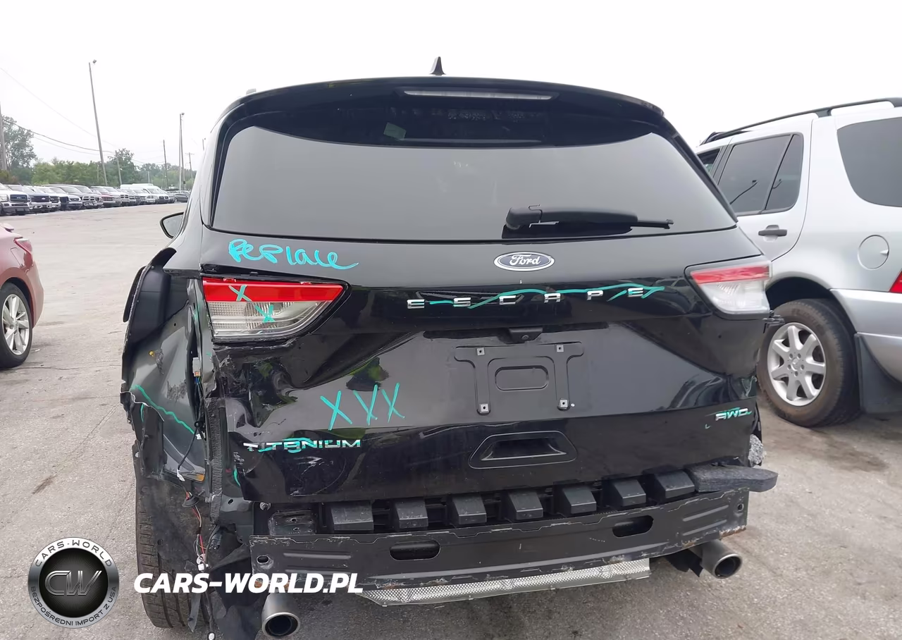 2021 Ford Escape Titanium VIN:1FMCU9J98MUA70262 - 17