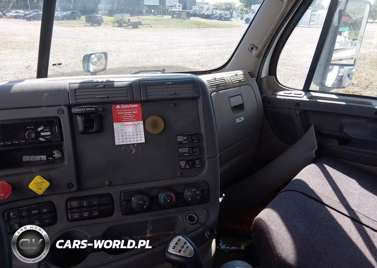2019 Freightliner Cascadia 125 VIN:1FUJGEDR3KLKH4255 - 13