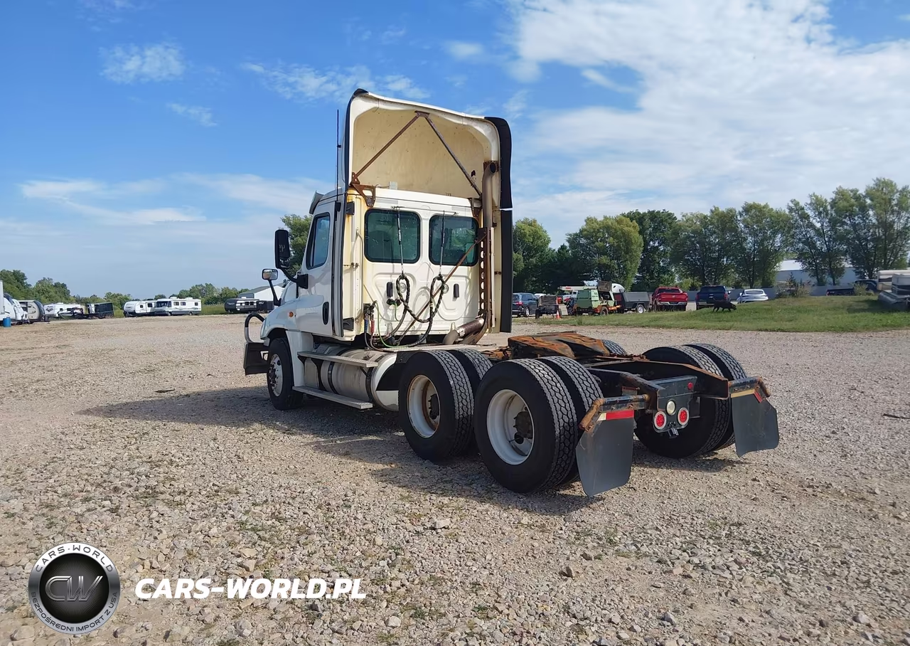 2019 Freightliner Cascadia 125 VIN:1FUJGEDR3KLKH4255 - 3