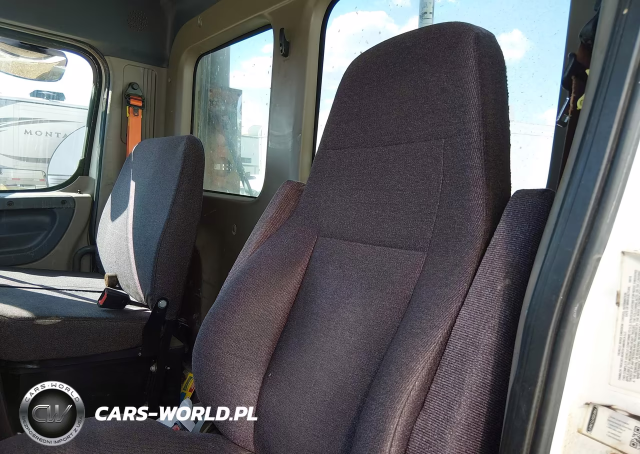 2019 Freightliner Cascadia 125 VIN:1FUJGEDR3KLKH4255 - 6
