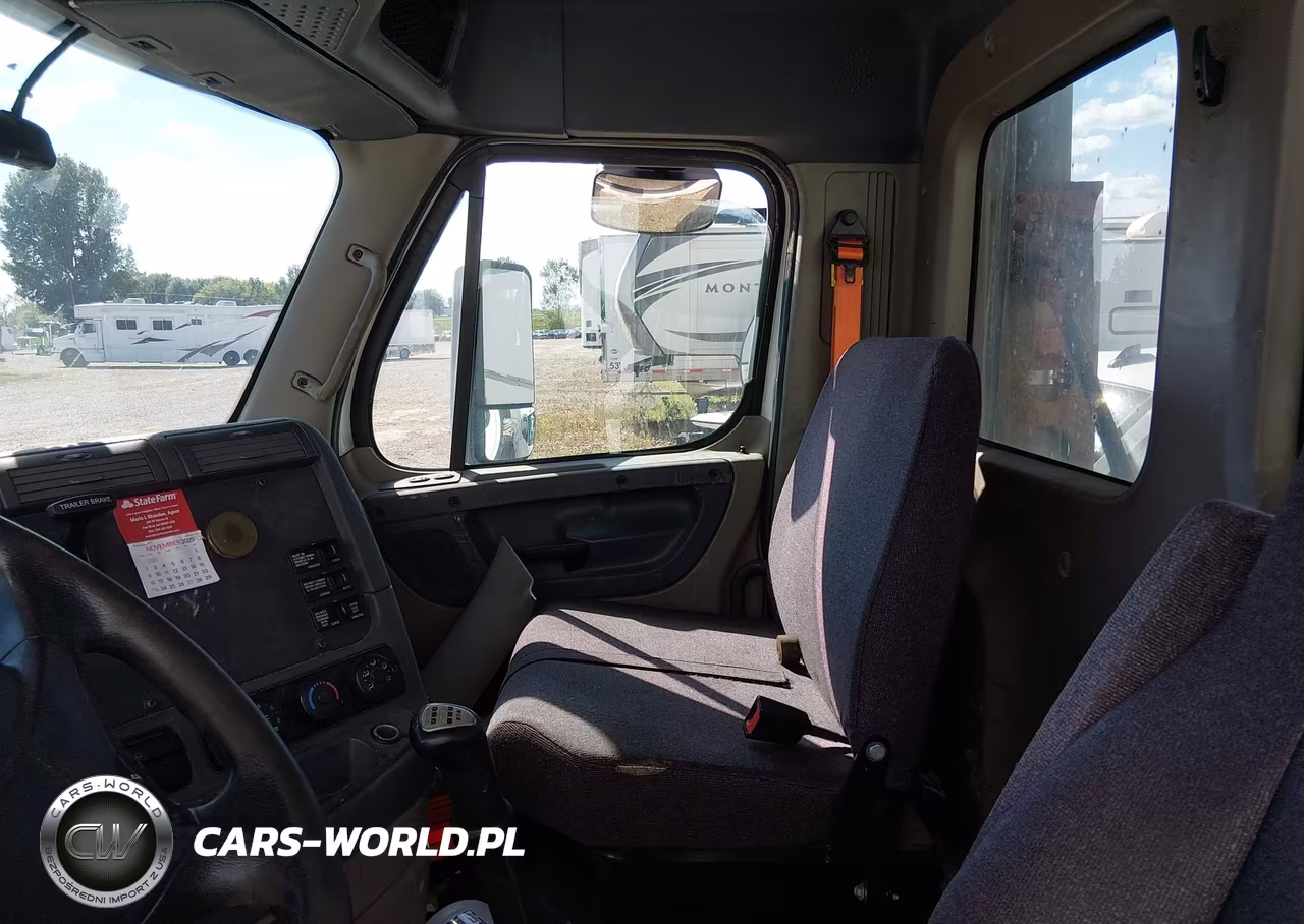 2019 Freightliner Cascadia 125 VIN:1FUJGEDR3KLKH4255 - 7