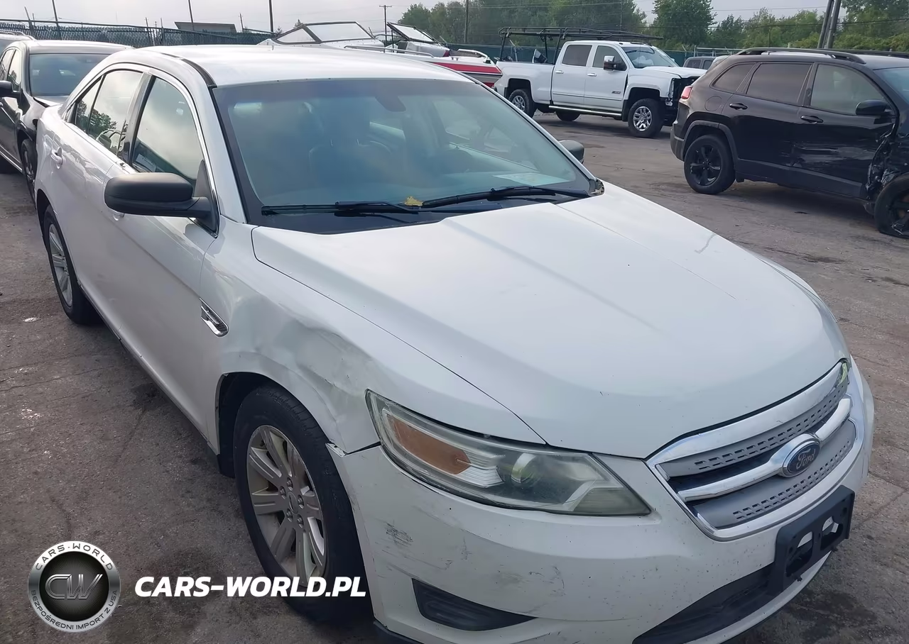 2010 Ford Taurus Se