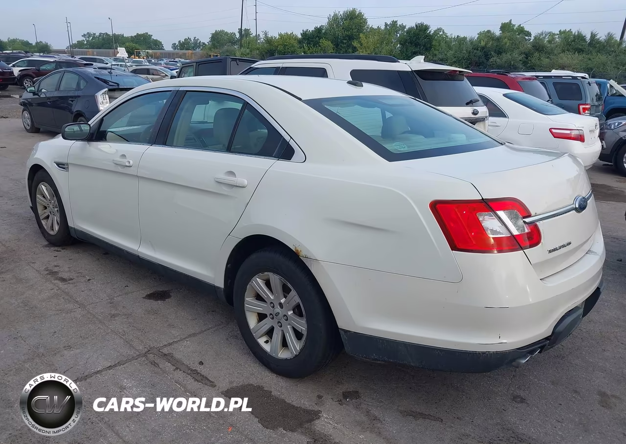 2010 Ford Taurus Se VIN:1FAHP2DW5AG152945 - 3