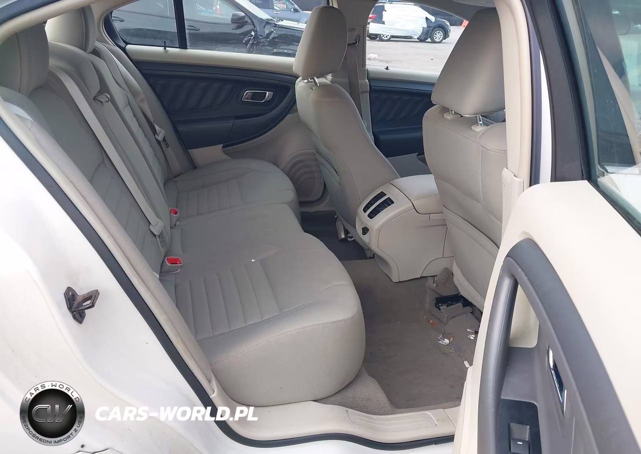 2010 Ford Taurus Se VIN:1FAHP2DW5AG152945 - 8