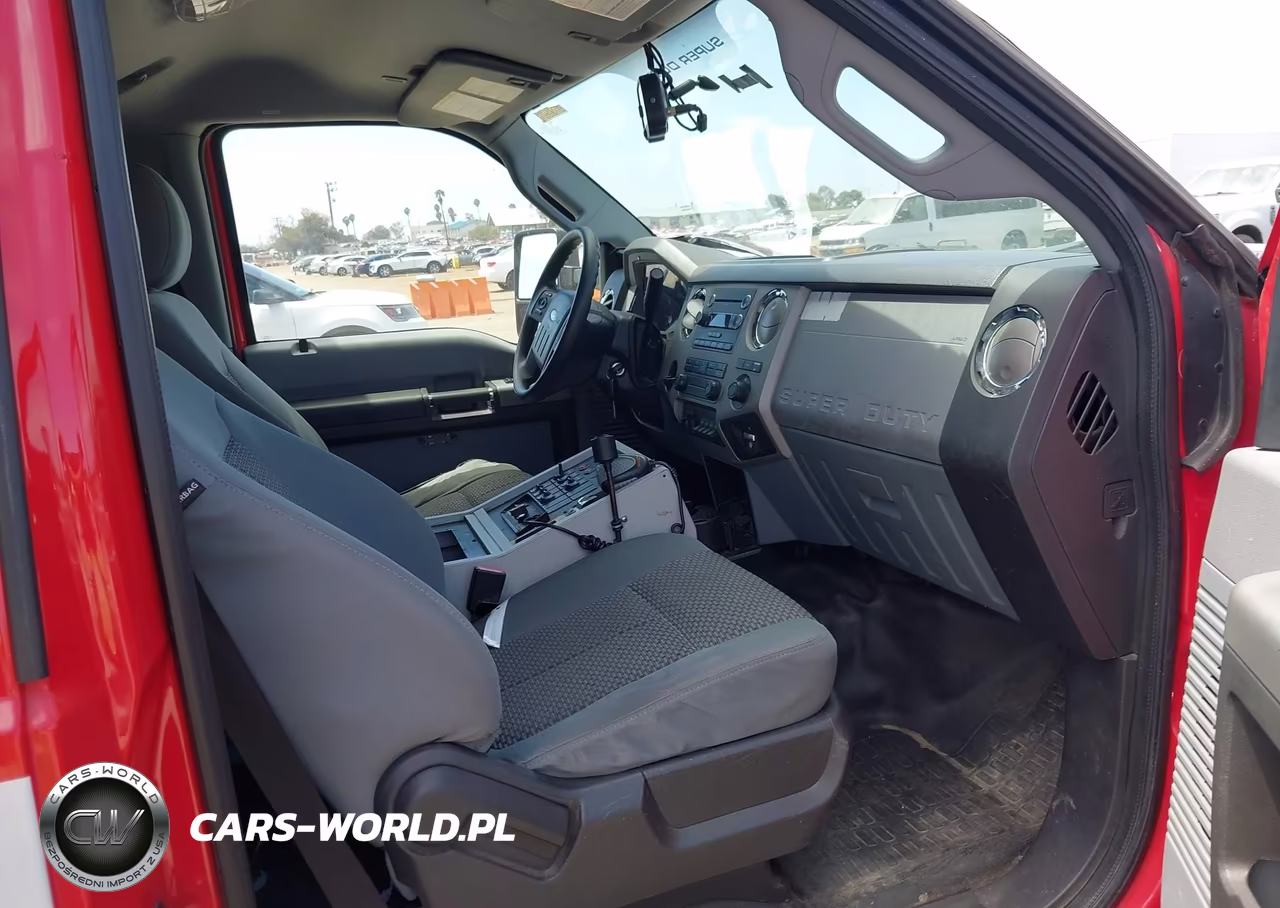 2013 Ford F-450 Chassis Xlt VIN:1FDUF4GT0DEB53957 - 5