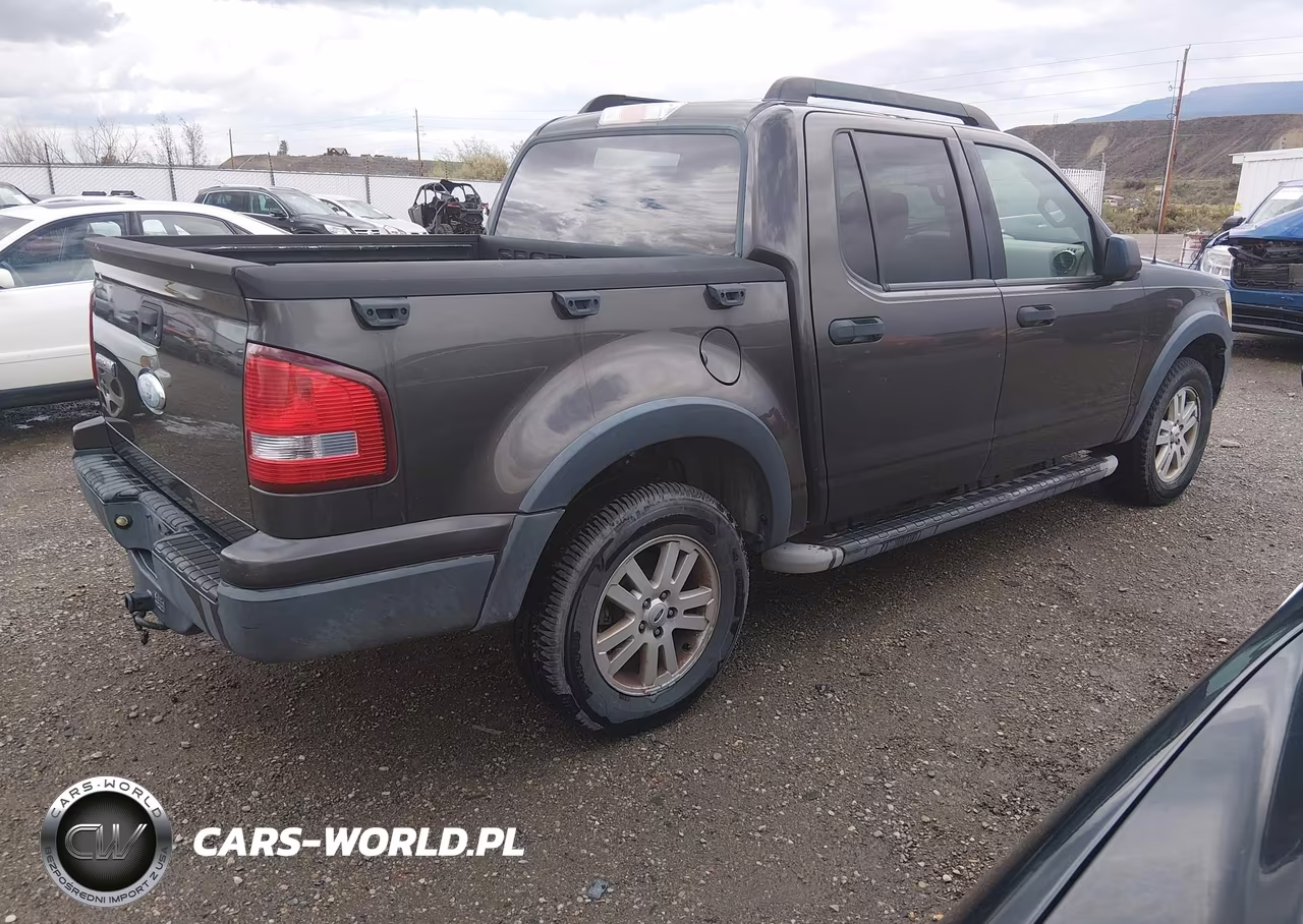 2007 Ford Explorer Sport Trac Xlt VIN:1FMEU31K77UA56110 - 4