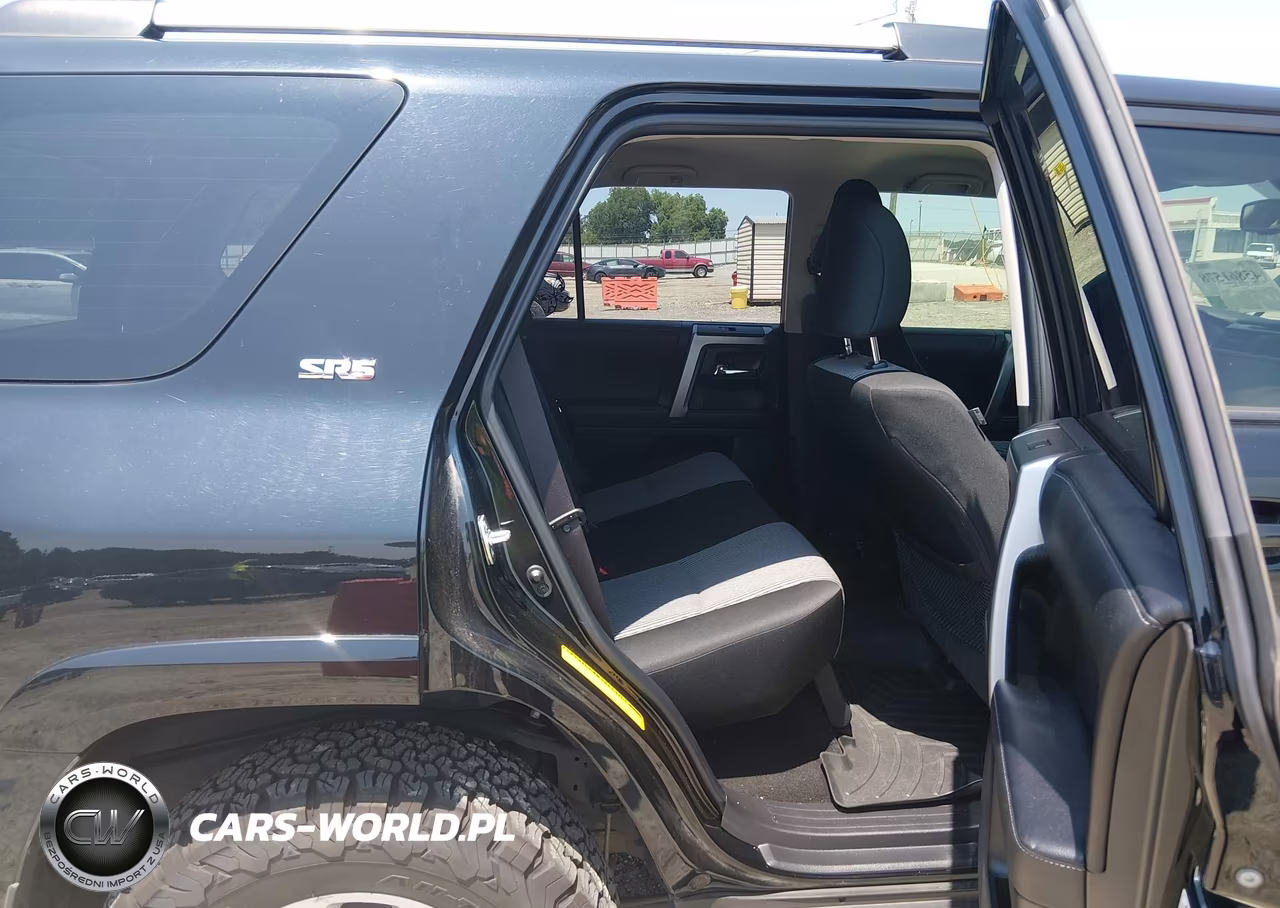 2021 Toyota 4Runner Sr5 VIN:JTEEU5JR1M5235080 - 8
