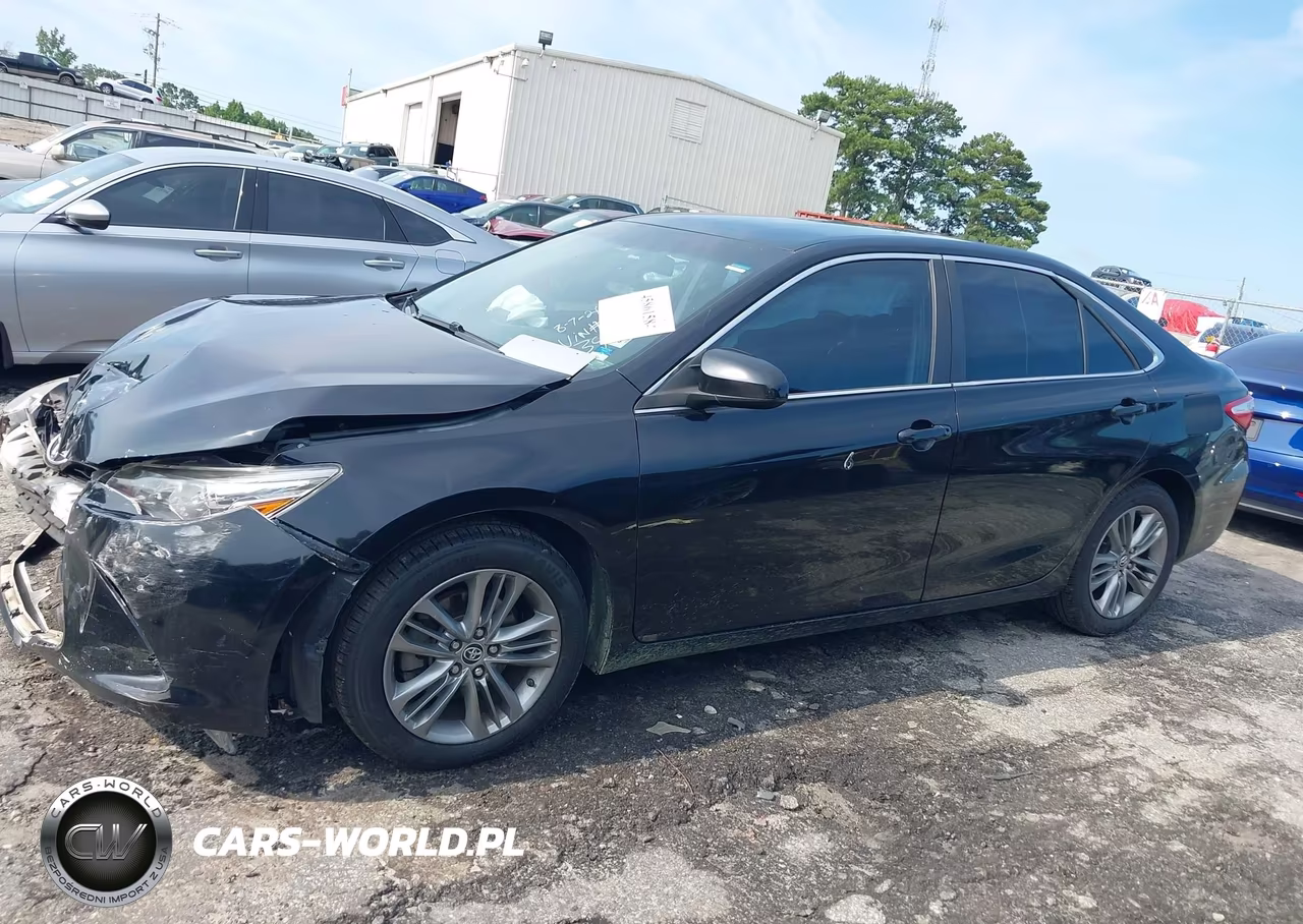 2015 Toyota Camry Se VIN:4T1BF1FK4FU483415 - 15