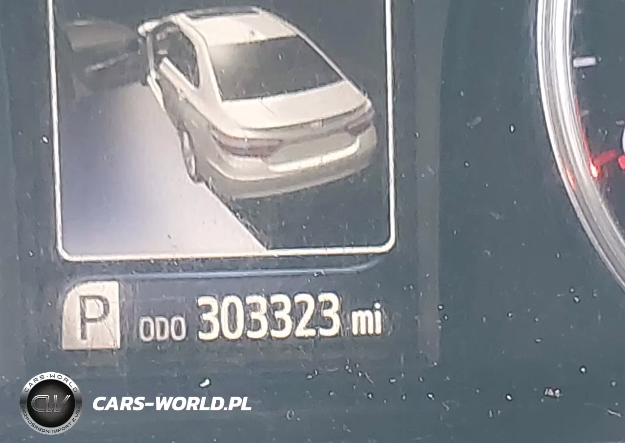 2015 Toyota Camry Se VIN:4T1BF1FK4FU483415 - 16