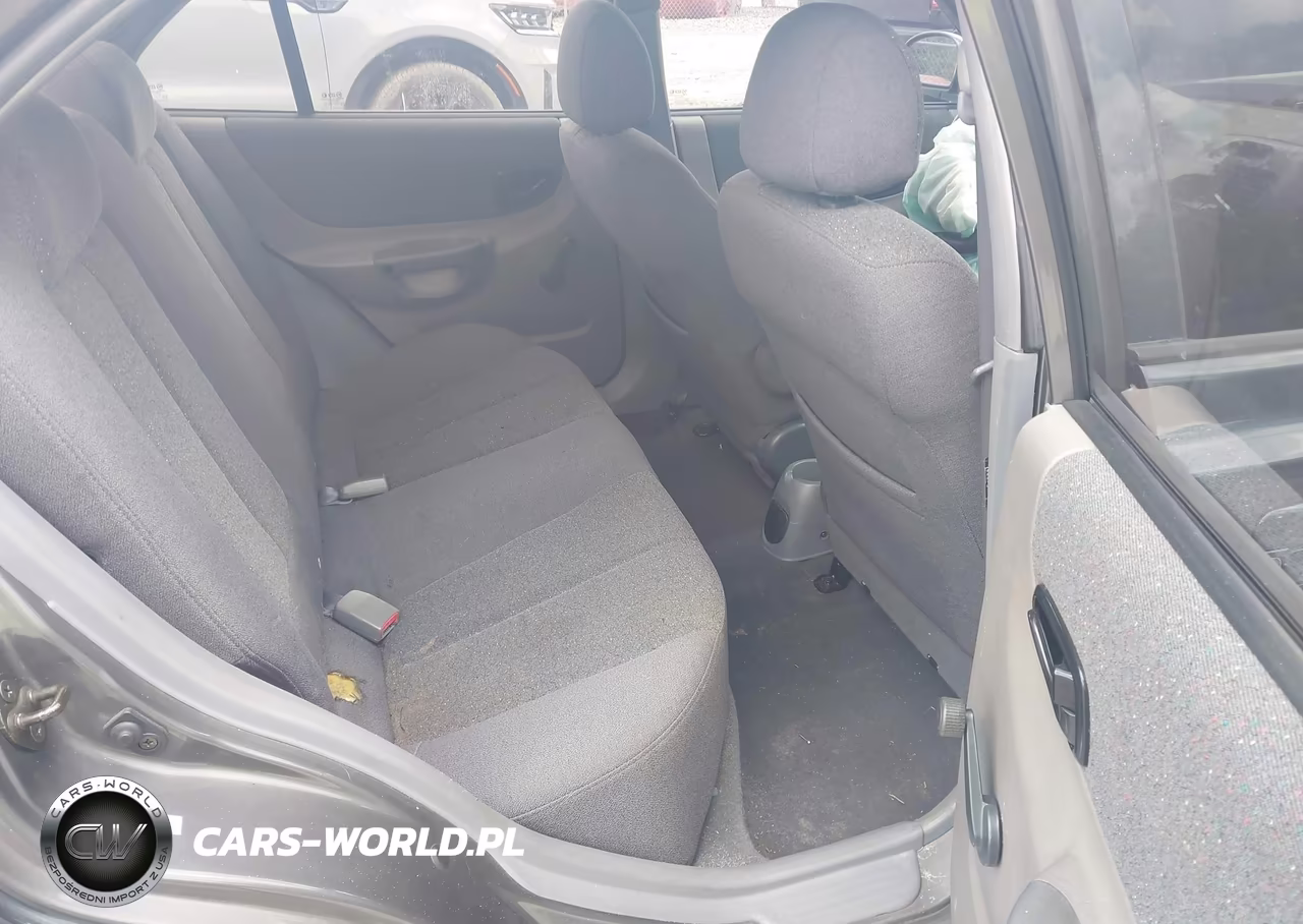 2002 Hyundai Accent Gl VIN:KMHCG45C42U398890 - 8