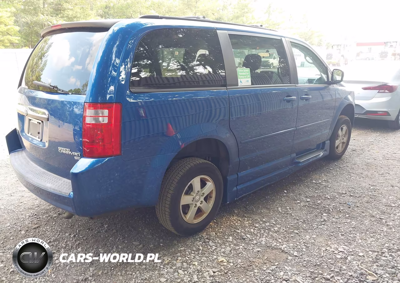 2010 Dodge Grand Caravan Se VIN:2D4RN4DE0AR140128 - 4