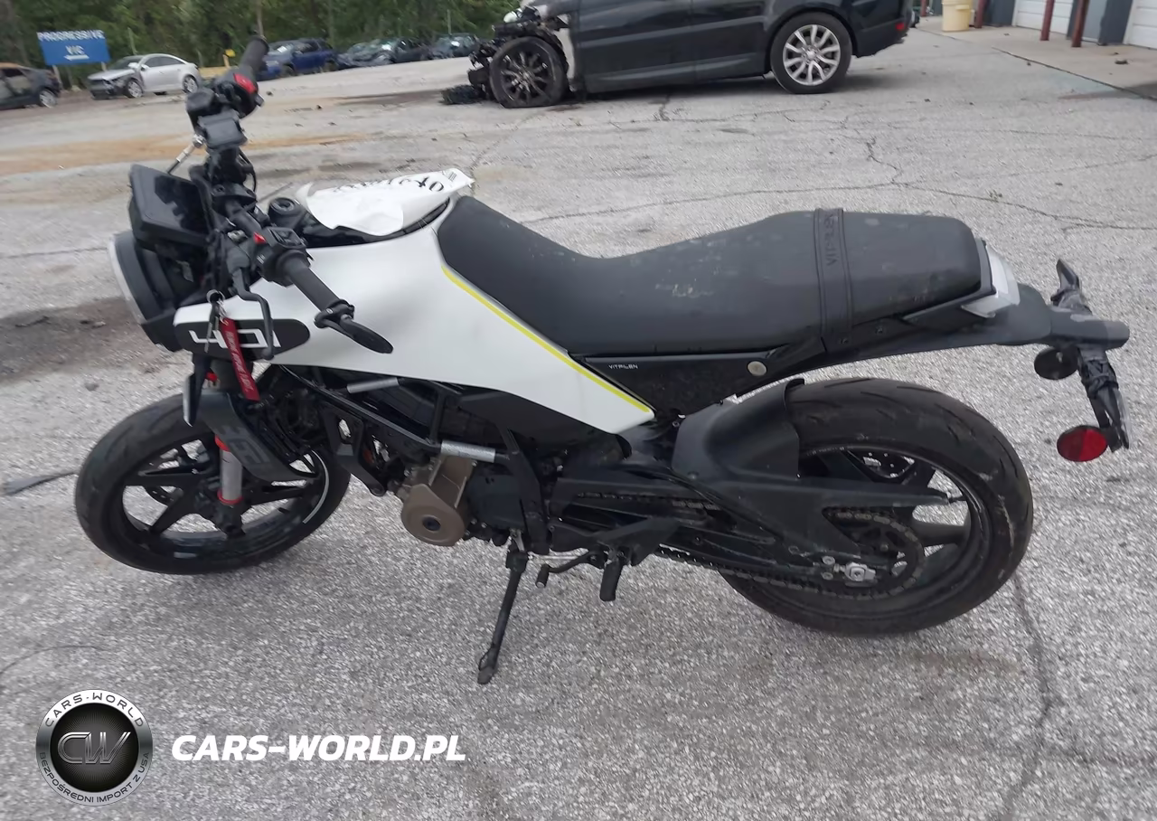 2024 Husqvarna Vitpilen 401-Svartpilen 401 VIN:MD2JUJ400RN207006 - 13