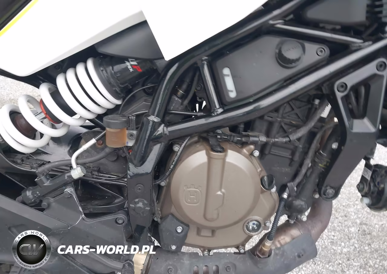 2024 Husqvarna Vitpilen 401-Svartpilen 401 VIN:MD2JUJ400RN207006 - 8