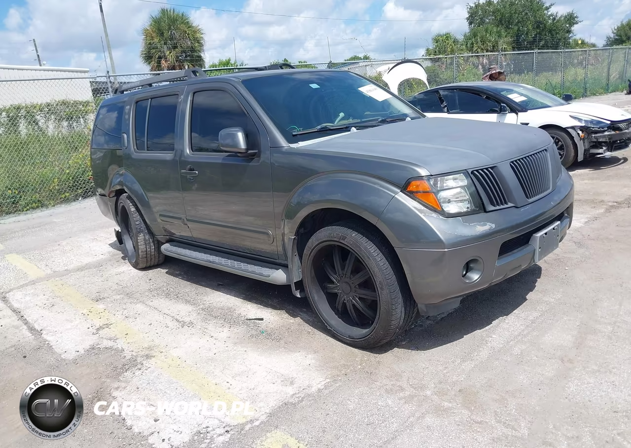 2007 Nissan Pathfinder Le