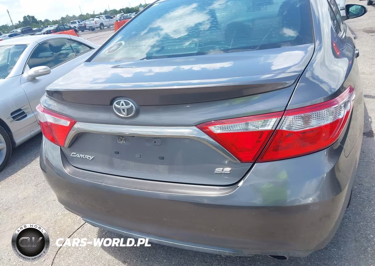 2017 Toyota Camry Se VIN:4T1BF1FKXHU368501 - 16