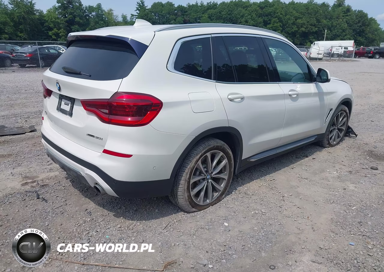 2019 BMW X3 xDrive30I VIN:5UXTR9C58KLE13026 - 4