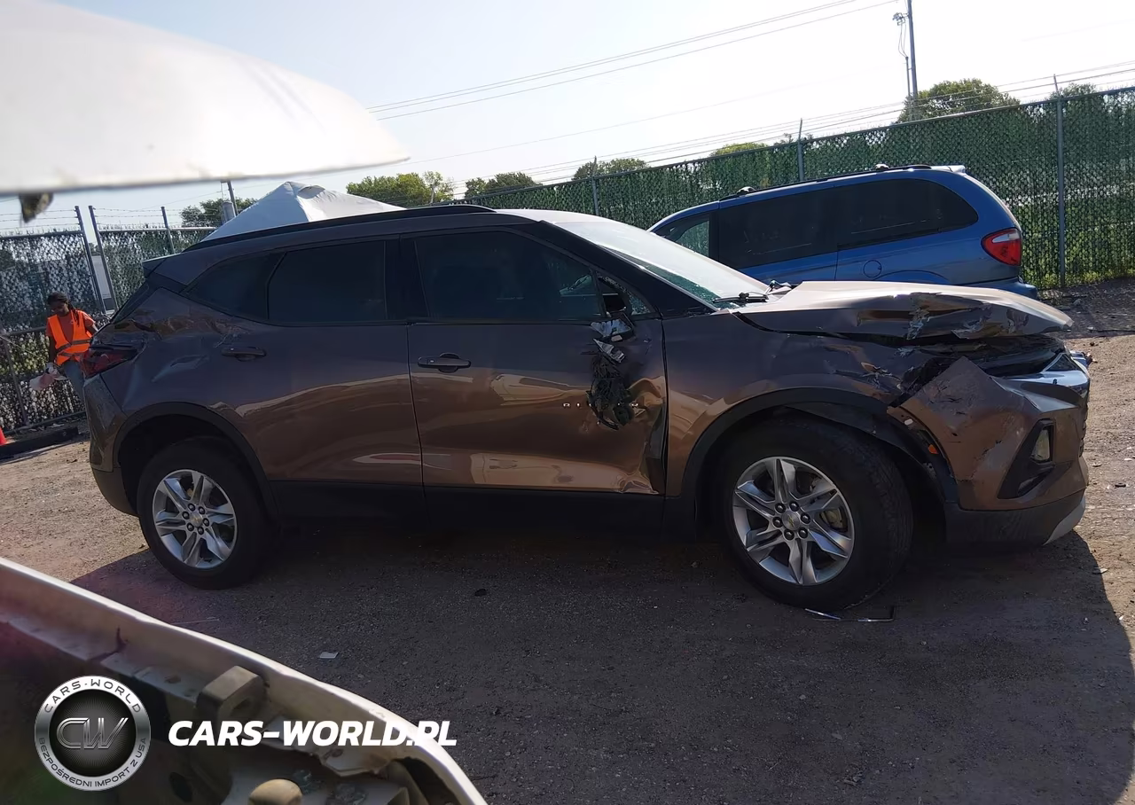 2019 Chevrolet Blazer VIN:3GNKBBRA2KS700745 - 13