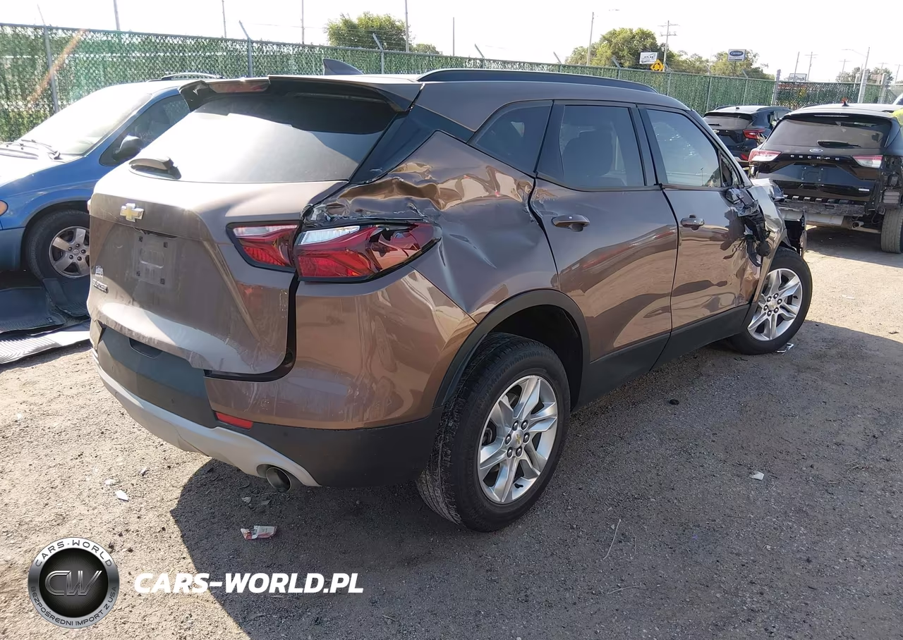 2019 Chevrolet Blazer VIN:3GNKBBRA2KS700745 - 4