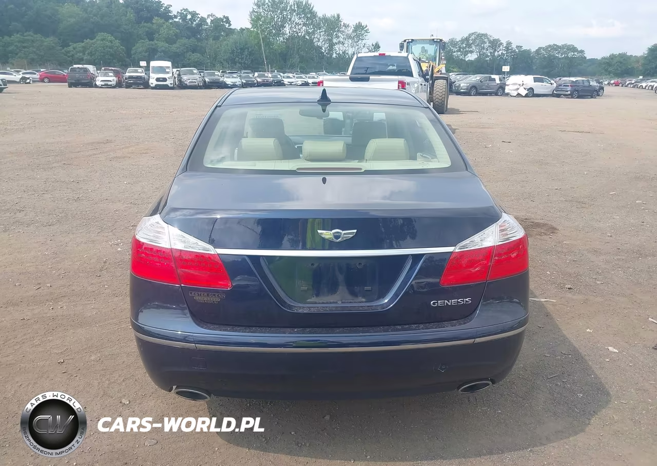 2009 Hyundai Genesis 3.8 VIN:KMHGC46E09U017933 - 16