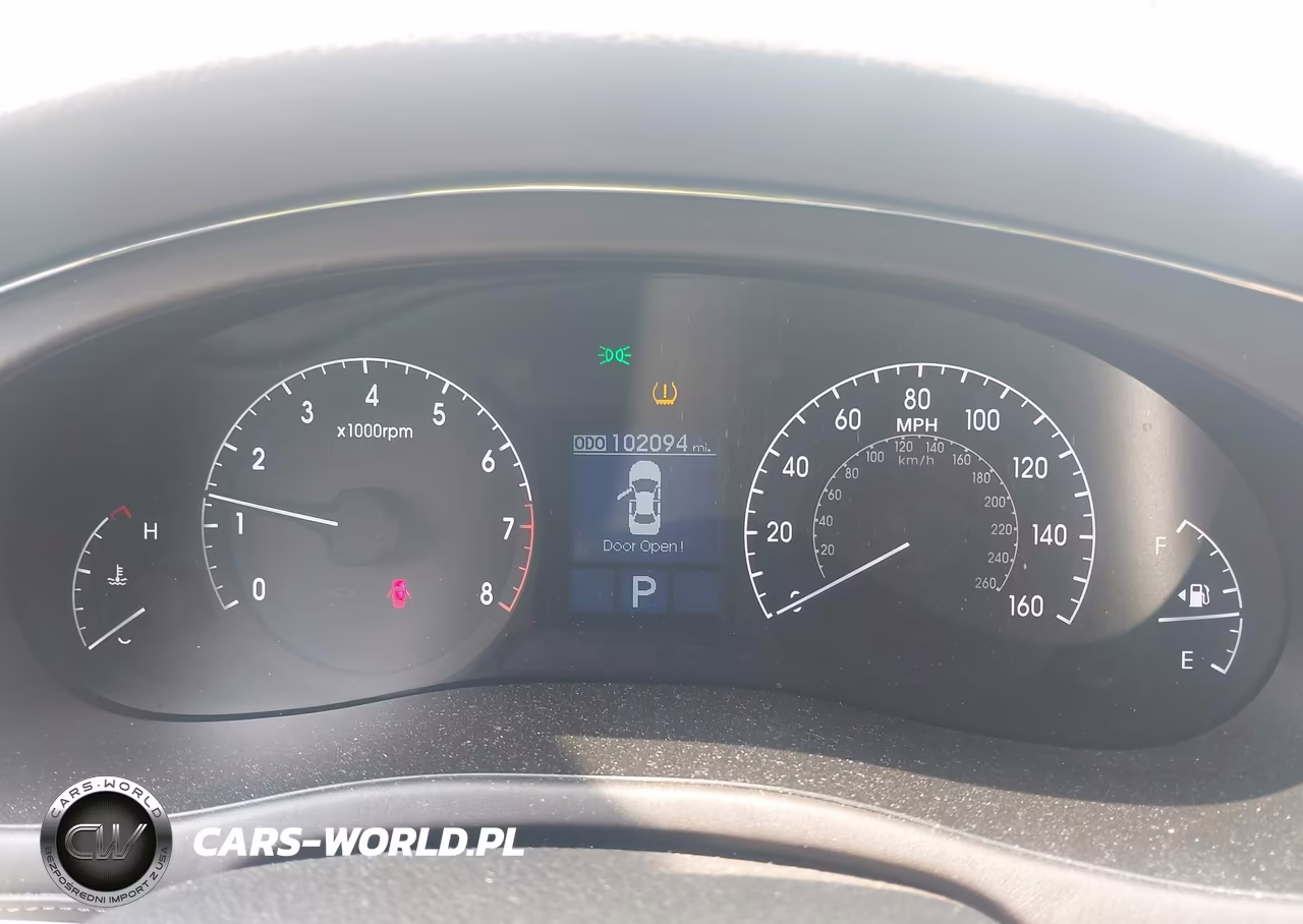 2009 Hyundai Genesis 3.8 VIN:KMHGC46E09U017933 - 7