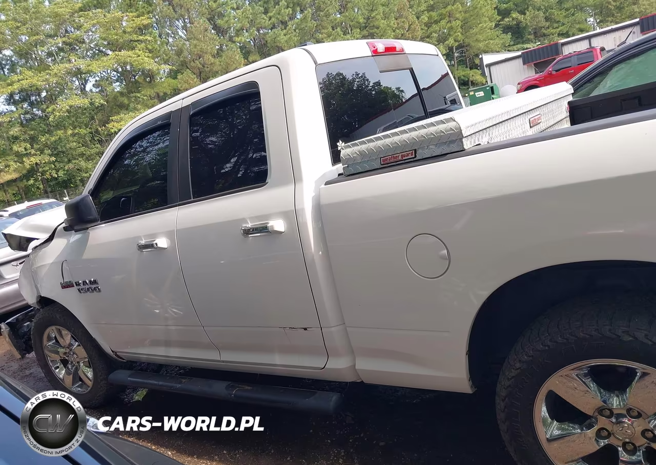 2015 Ram 1500 Big Horn VIN:1C6RR7GT6FS764221 - 14
