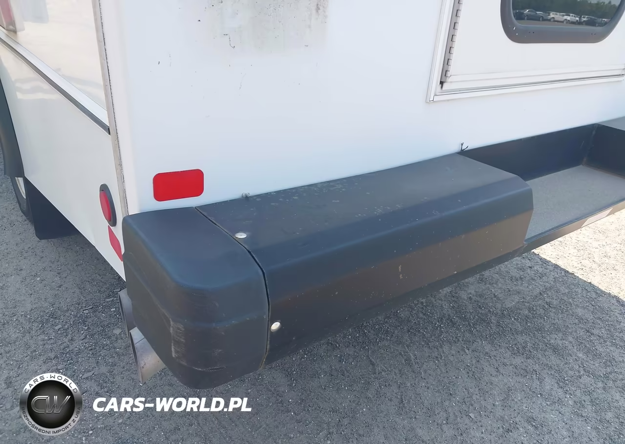 2017 Ford F-450 Chassis Xl VIN:1FDAF4GT5HDA08329 - 6