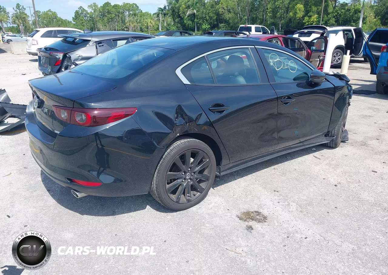 2025 Mazda Mazda3 2.5 S Select Sport VIN:3MZBPABMXSM462556 - 4