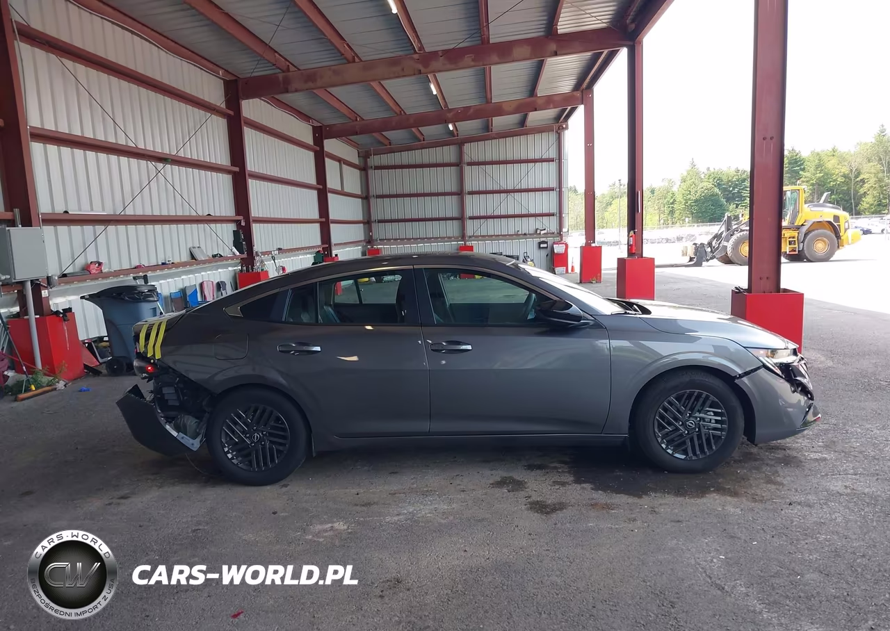 2026 Nissan Sentra Sv VIN:3N1AB9CV9TY234953 - 14