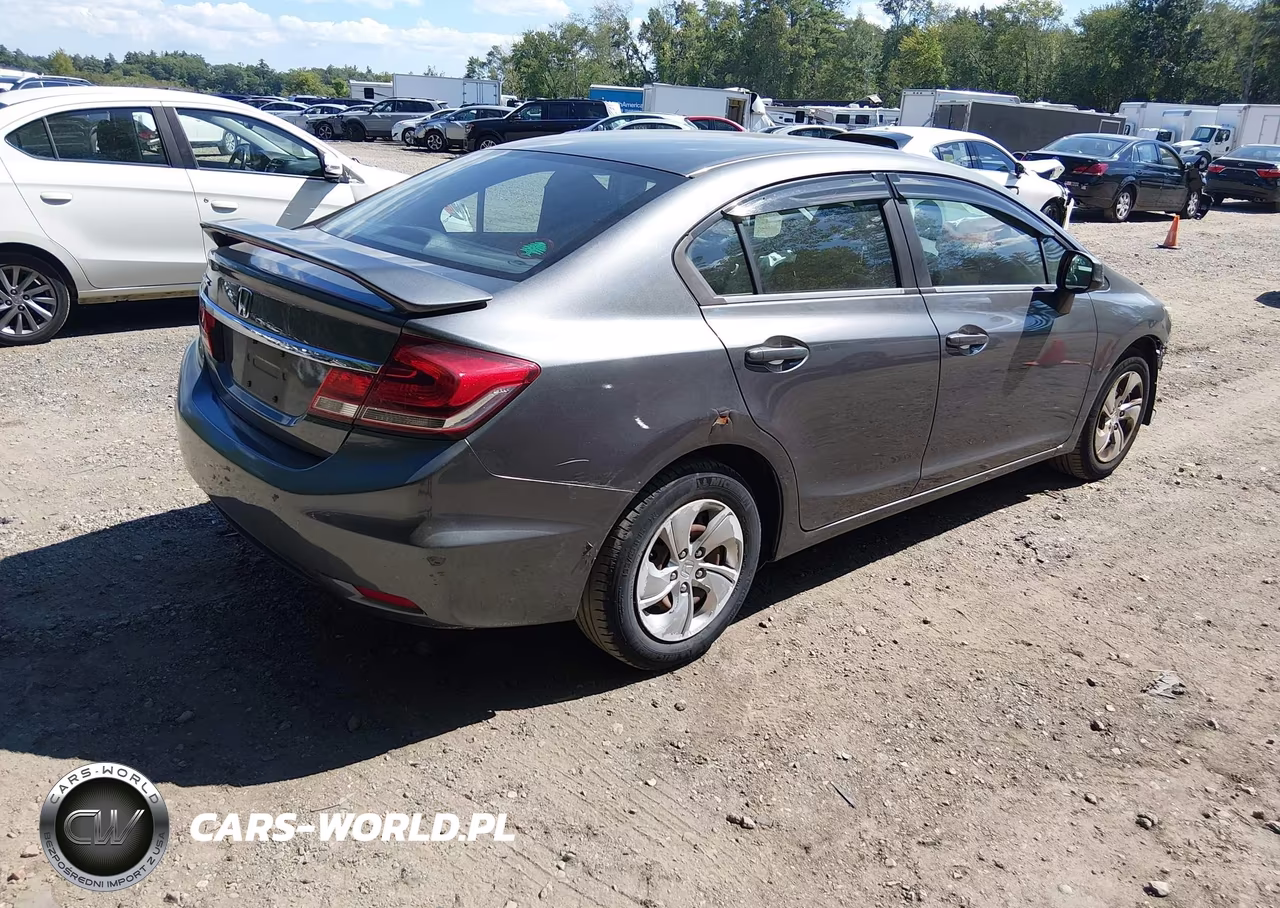 2013 Honda Civic Lx VIN:2HGFB2F5XDH581724 - 4