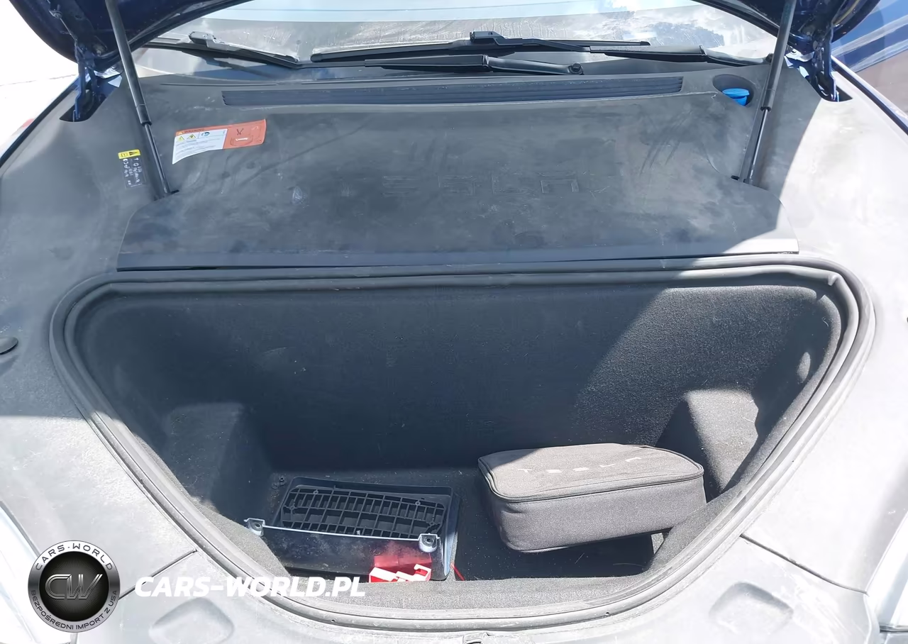 2018 Tesla Model S VIN:5YJSA1E22JF245245 - 10