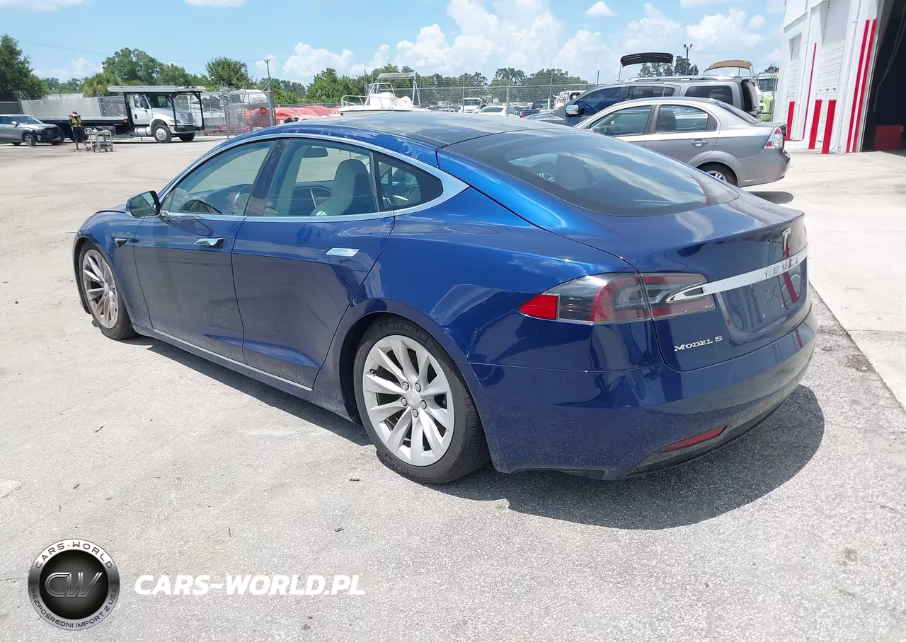 2018 Tesla Model S VIN:5YJSA1E22JF245245 - 3