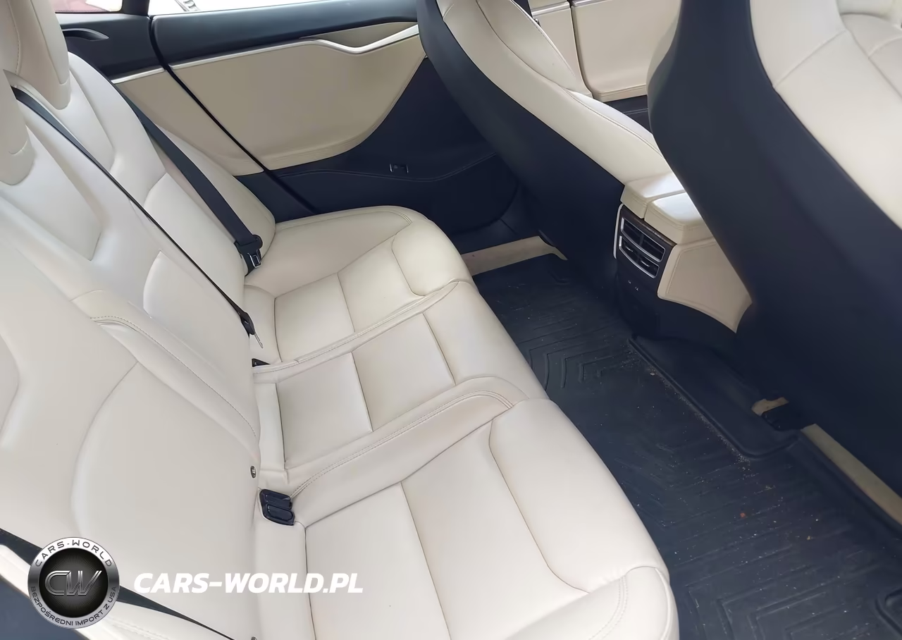 2018 Tesla Model S VIN:5YJSA1E22JF245245 - 8