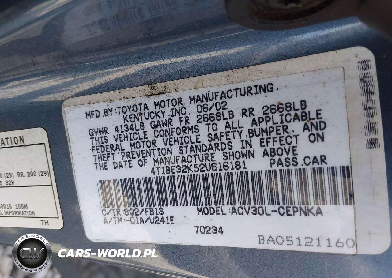 2002 Toyota Camry Le VIN:4T1BE32K52U616181 - 9