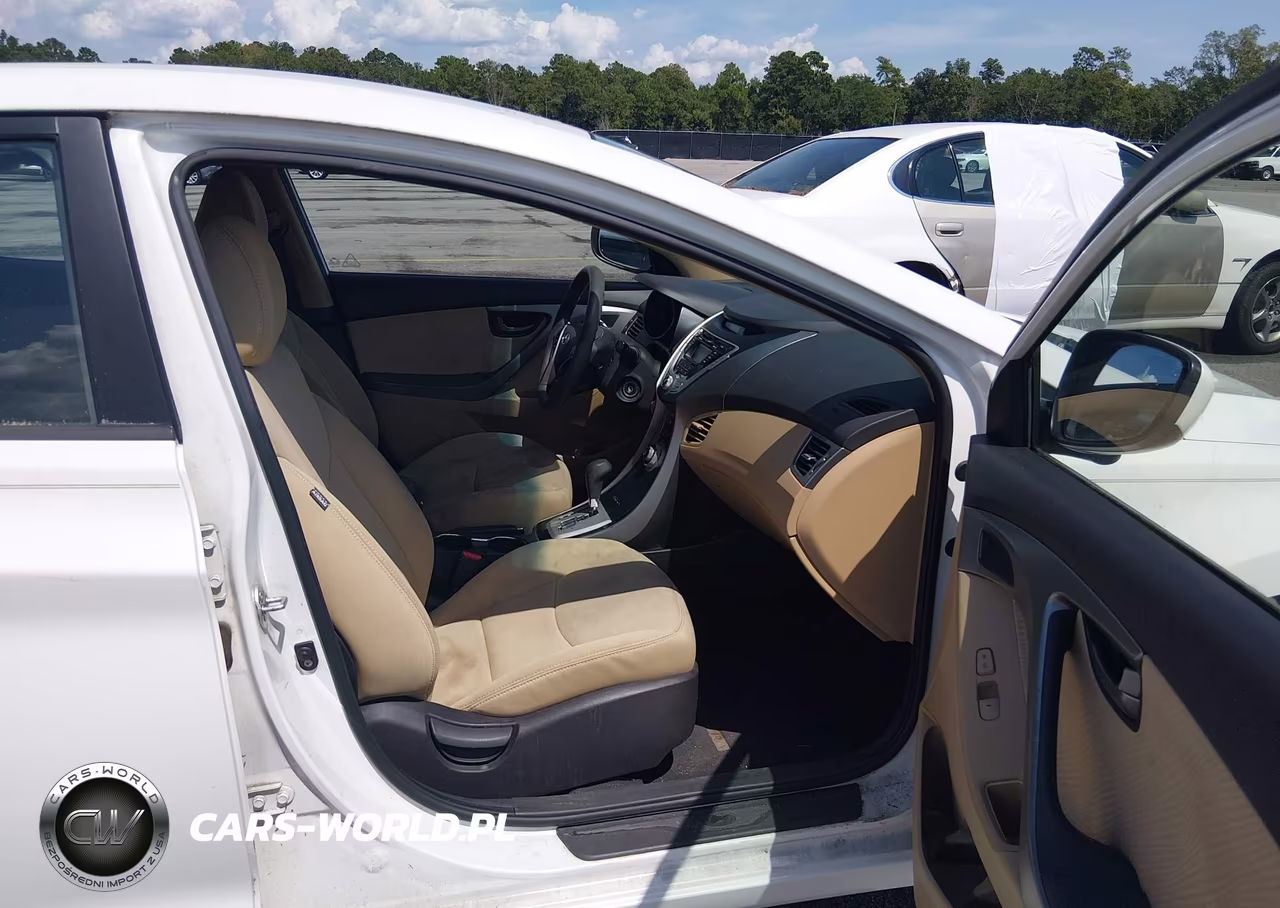2012 Hyundai Elantra Gls VIN:5NPDH4AE1CH097048 - 5