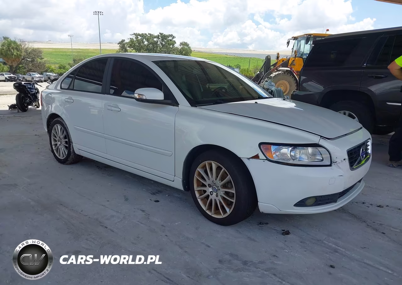 2011 Volvo S40 T5 (Retail Only)