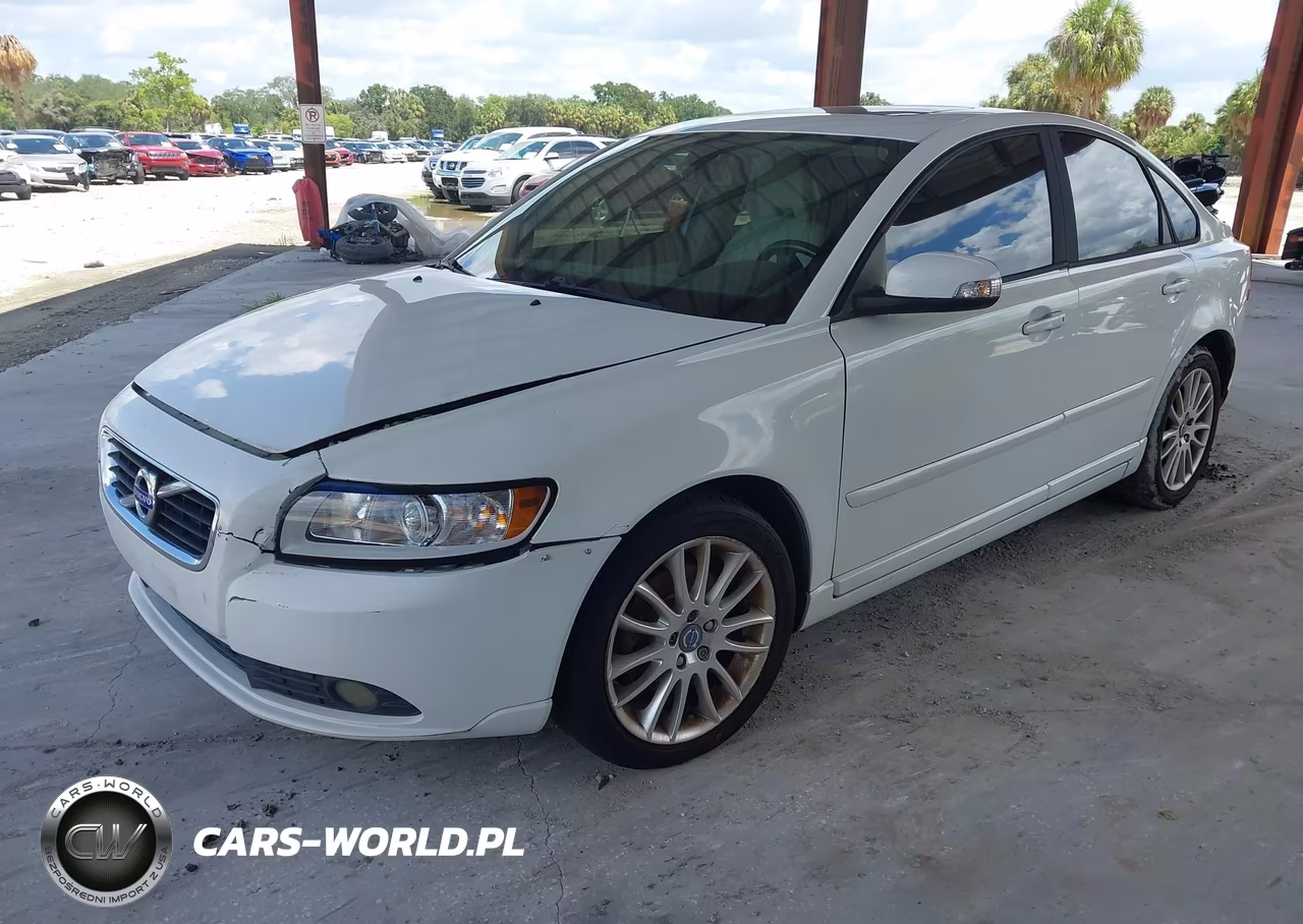 2011 Volvo S40 T5 (Retail Only) VIN:YV1672MS4B2550669 - 2