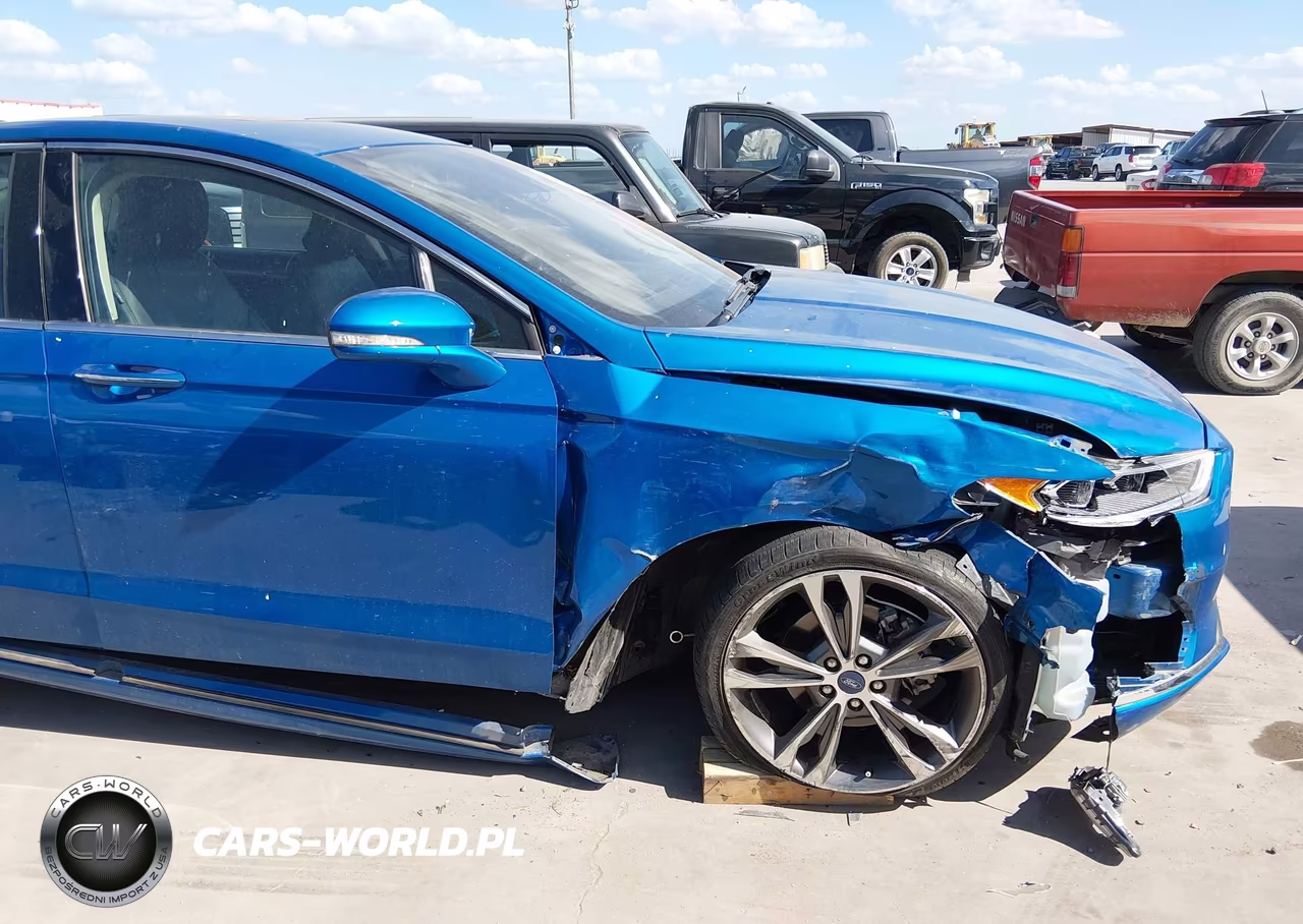 2020 Ford Fusion Titanium VIN:3FA6P0D97LR193417 - 6