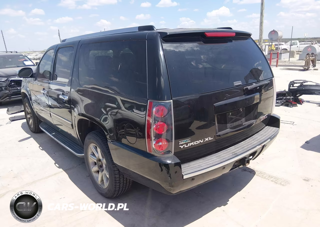 2011 GMC Yukon Xl 1500 Denali VIN:1GKS2MEF8BR378884 - 3