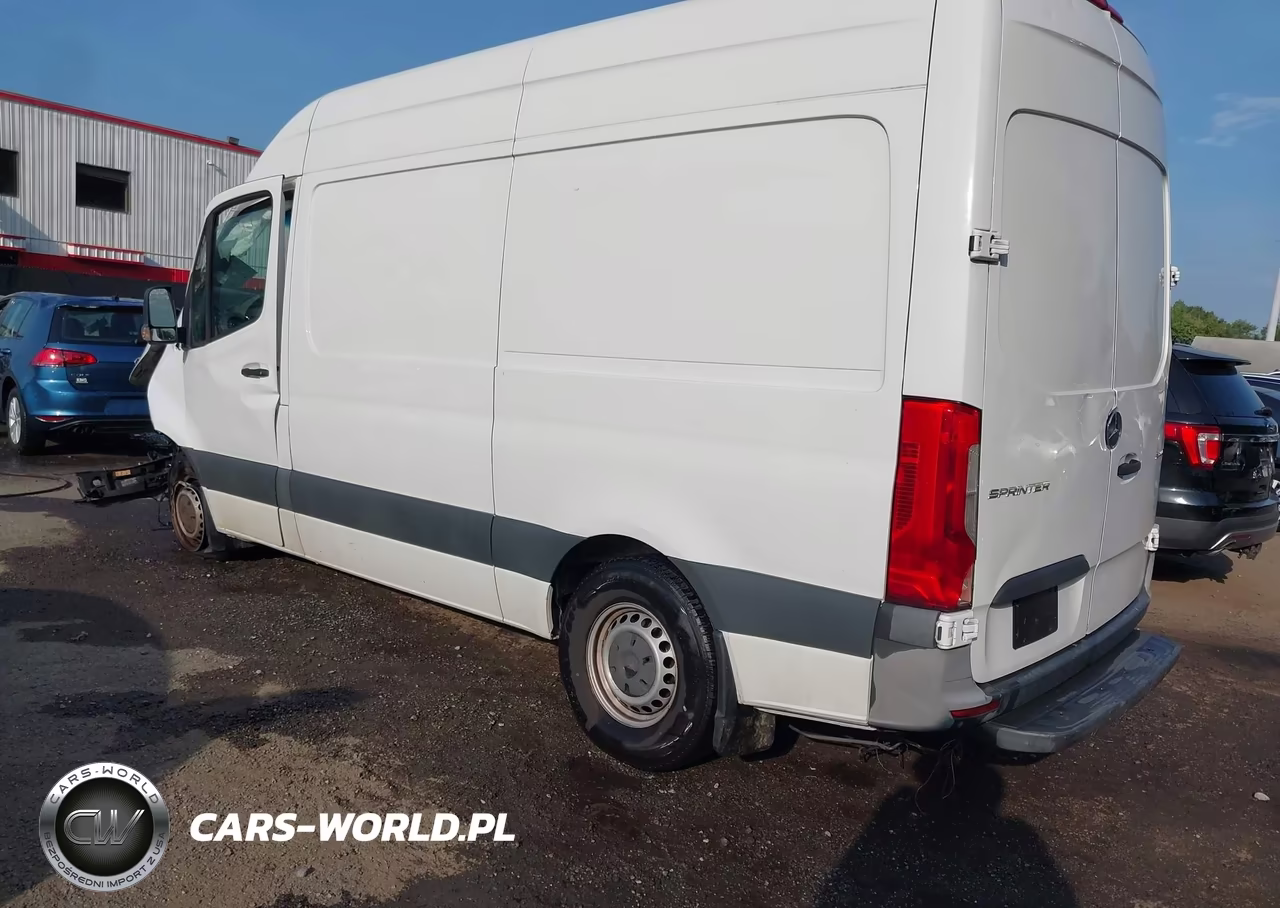 2021 Mercedes-Benz Sprinter 2500 Standard Roof V6 VIN:W1Y4EBHY1MT059308 - 3