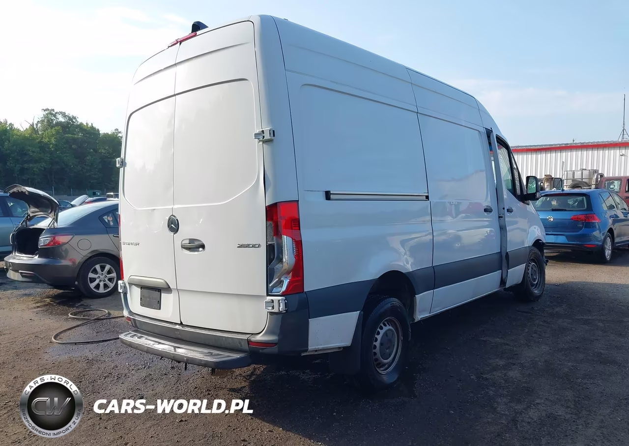 2021 Mercedes-Benz Sprinter 2500 Standard Roof V6 VIN:W1Y4EBHY1MT059308 - 4