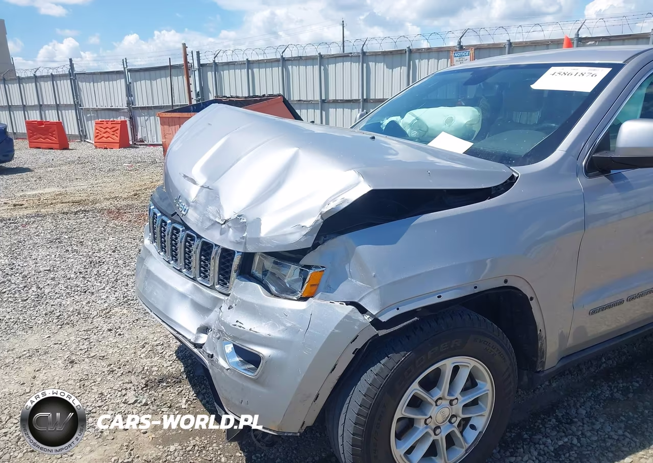 2018 Jeep Grand Cherokee Laredo 4X2 VIN:1C4RJEAG3JC399824 - 6
