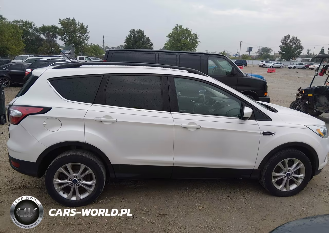 2017 Ford Escape Se VIN:1FMCU9GD2HUA89732 - 14