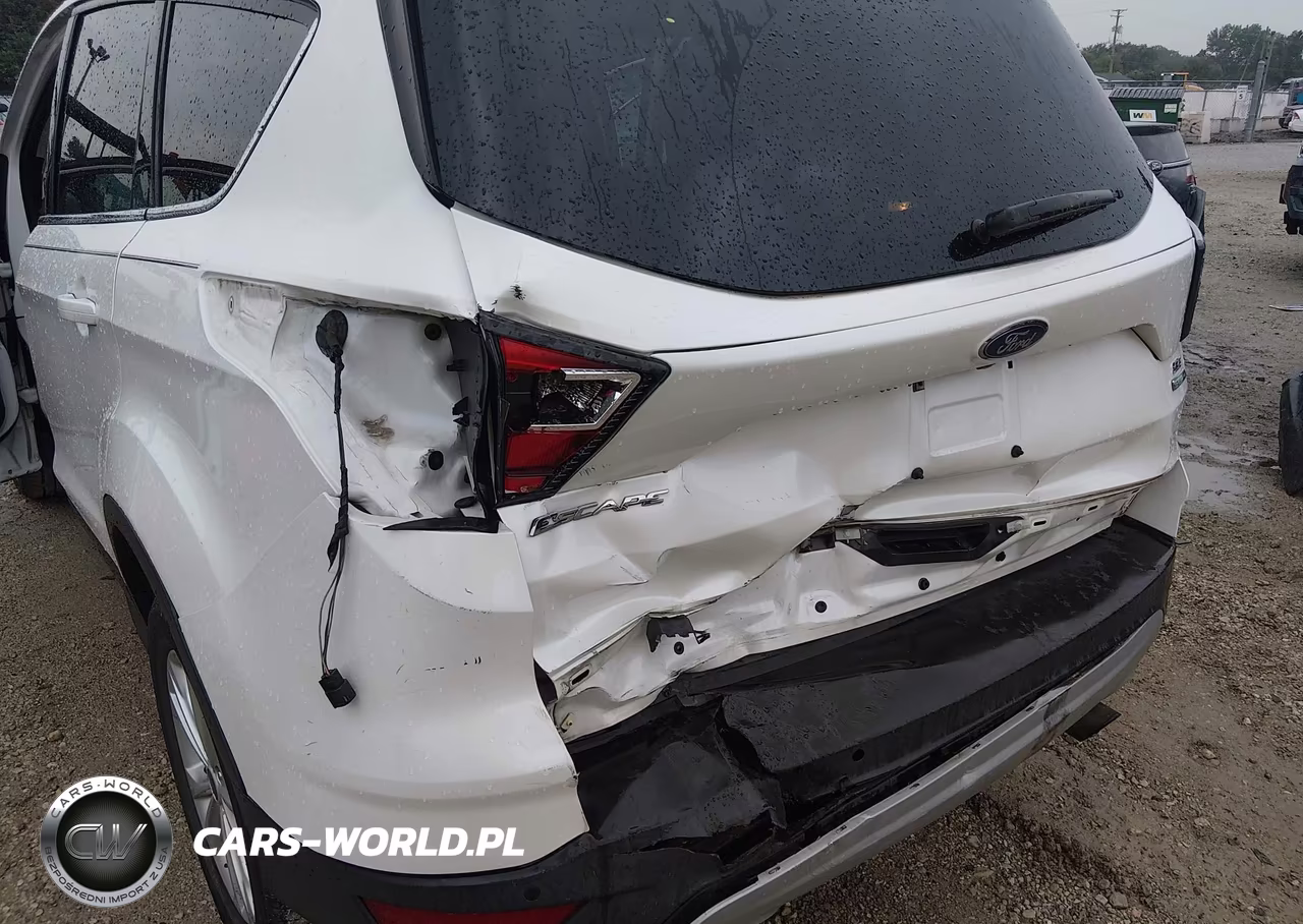 2017 Ford Escape Se VIN:1FMCU9GD2HUA89732 - 6