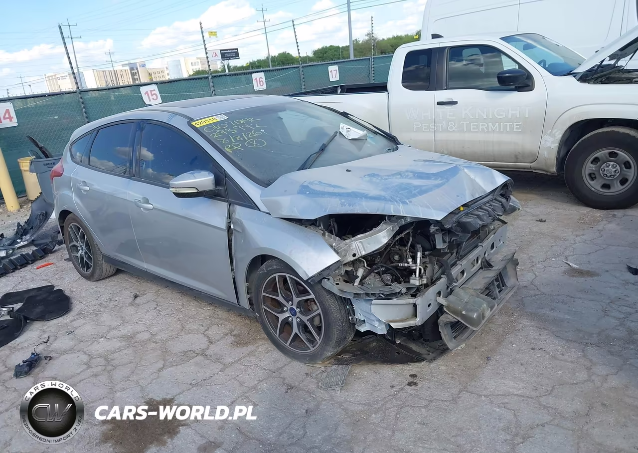 2017 Ford Focus Sel – zdjęcie 1 z 17