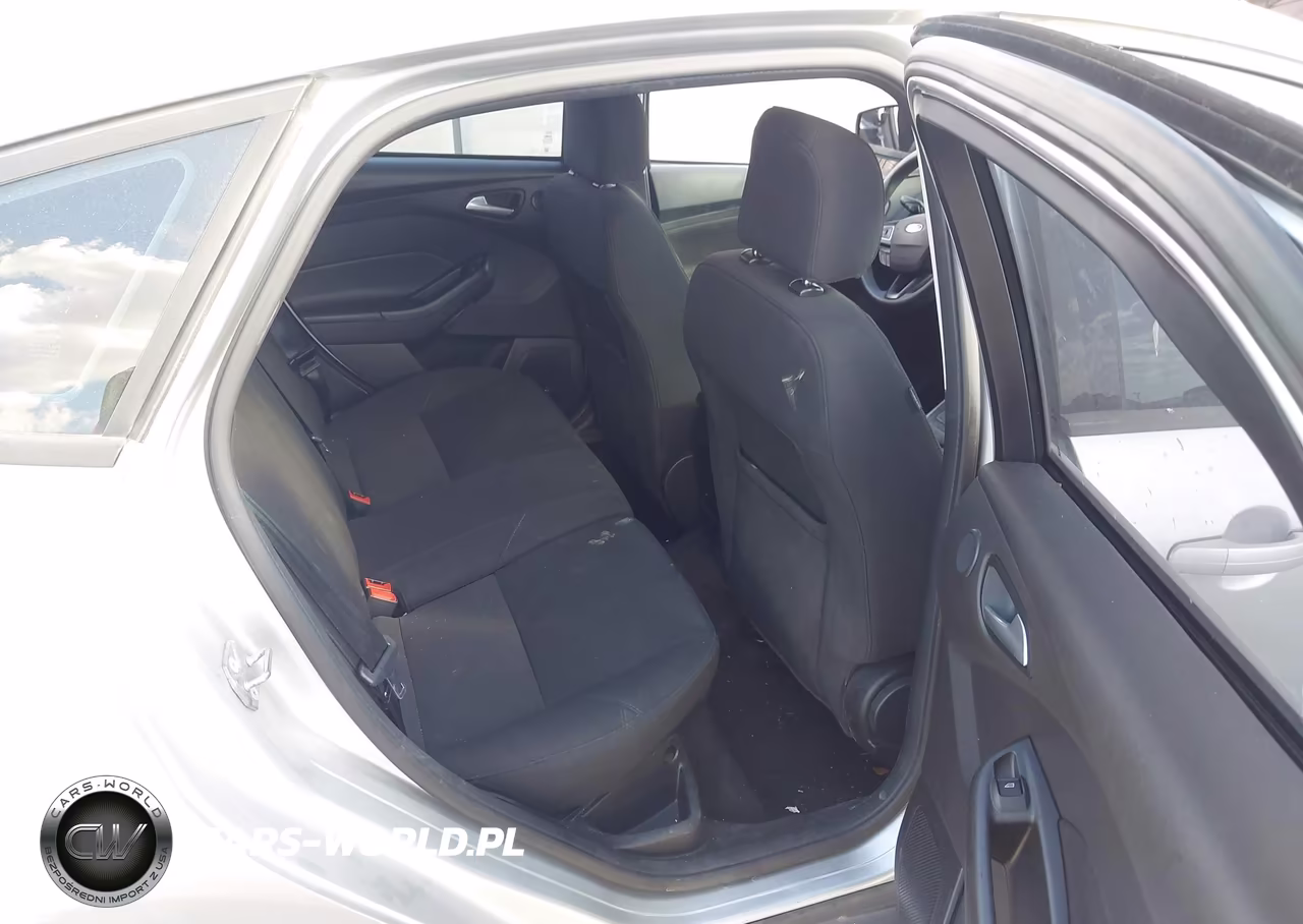 2017 Ford Focus Sel VIN:1FADP3M29HL293942 - 8