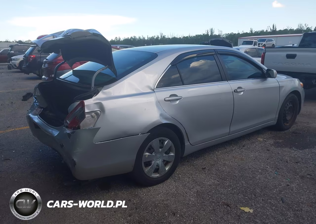 2008 Toyota Camry VIN:4T1BE46KX8U260335 - 4